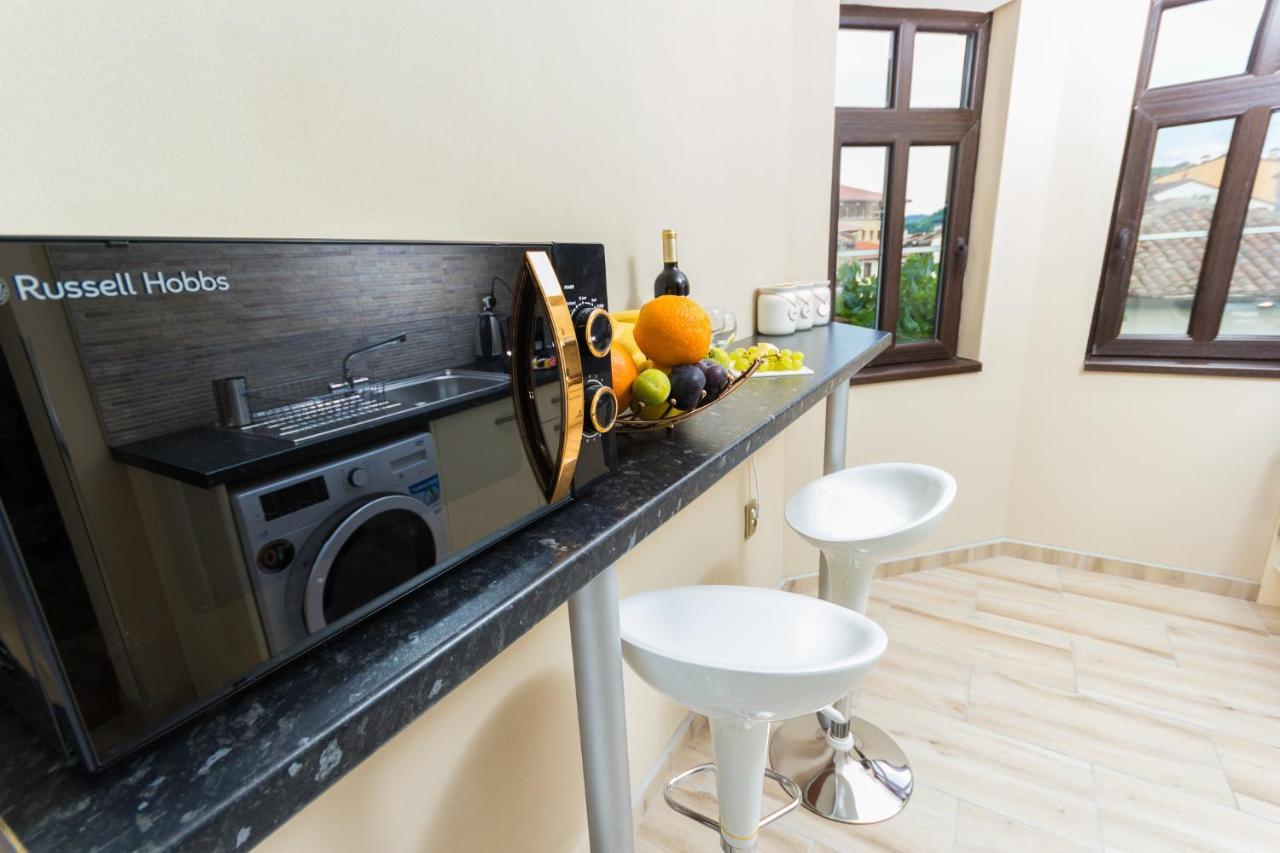 Apartment Zdravets, In The Heart Of The Old City Veliko Tarnovo Exterior foto